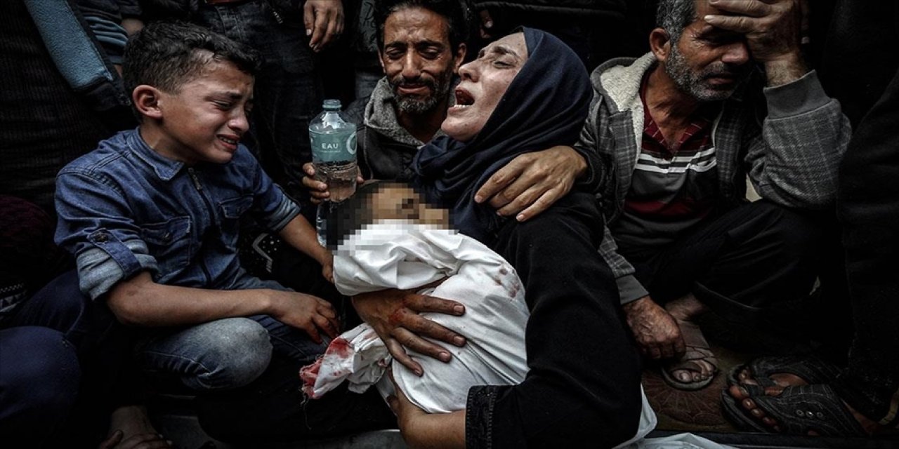 Katil İsrail Gazze’de 15 binden fazla çocuğu şehit etti