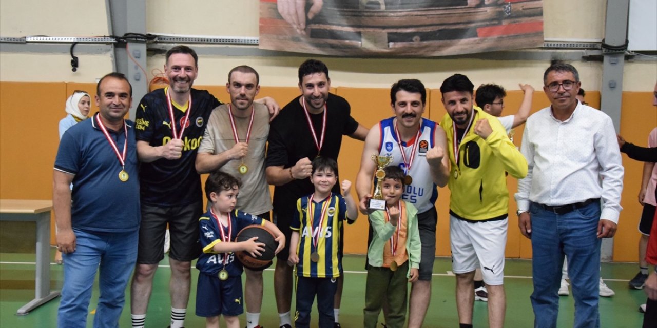 Konya'da Kaymakamlık turnuvasını Kaymakam Öztürk'ün takımı kazandı