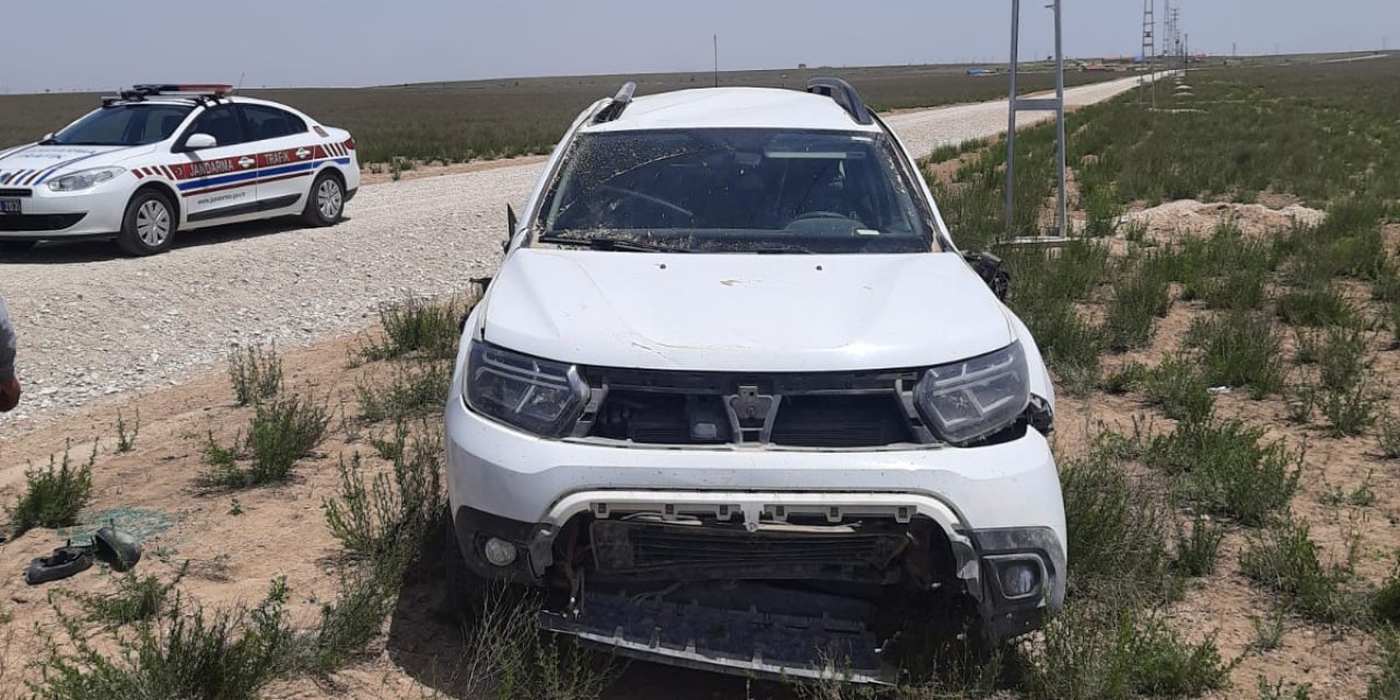Konya’da yoldan çıkan otomobil takla attı, sürücü yaralı kurtuldu