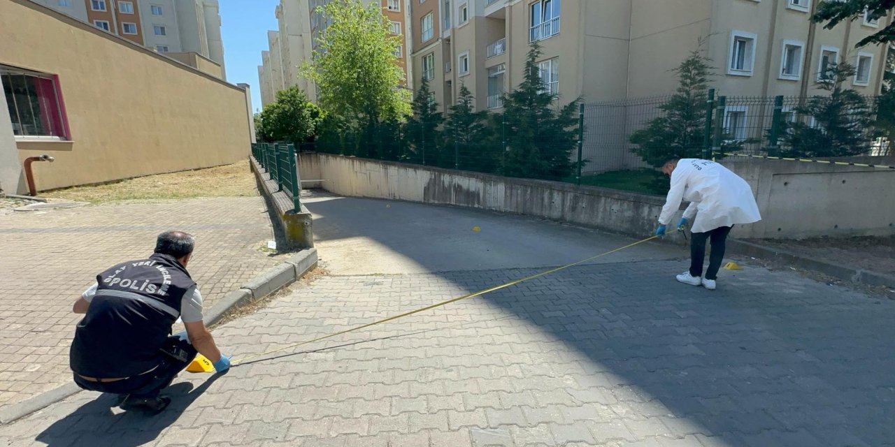 Konuşmak için buluşmuşlardı! Tartıştığı karısını vurdu