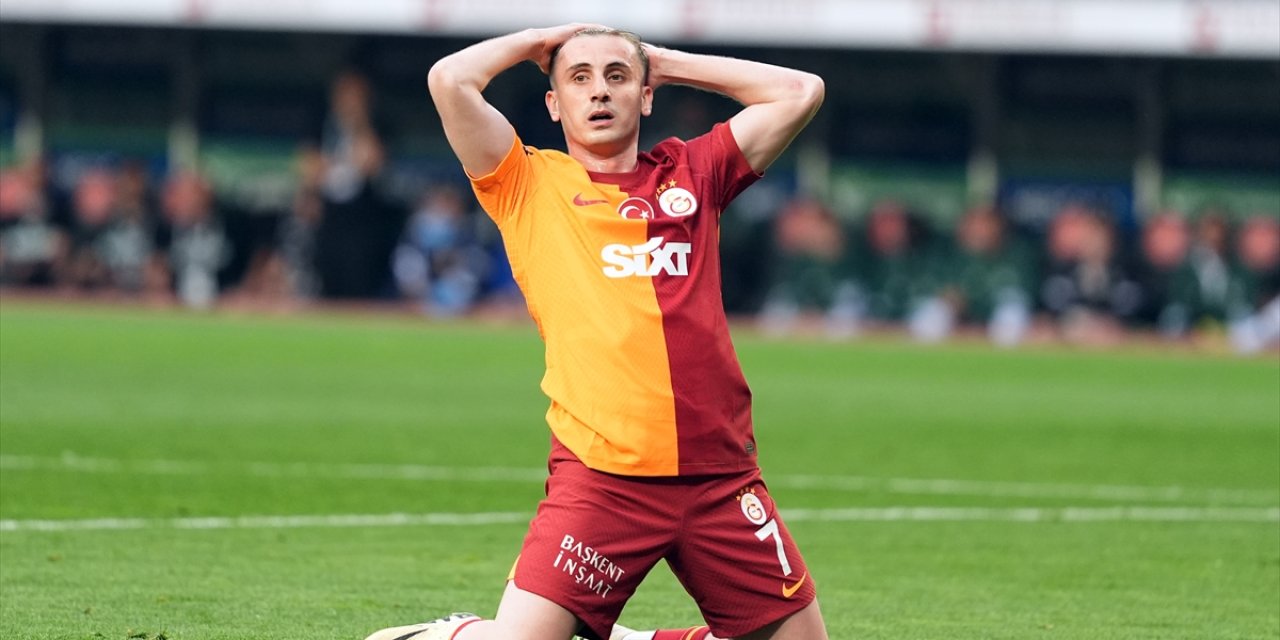 Galatasaraylı yıldız futbolcudan ayrılık kararı