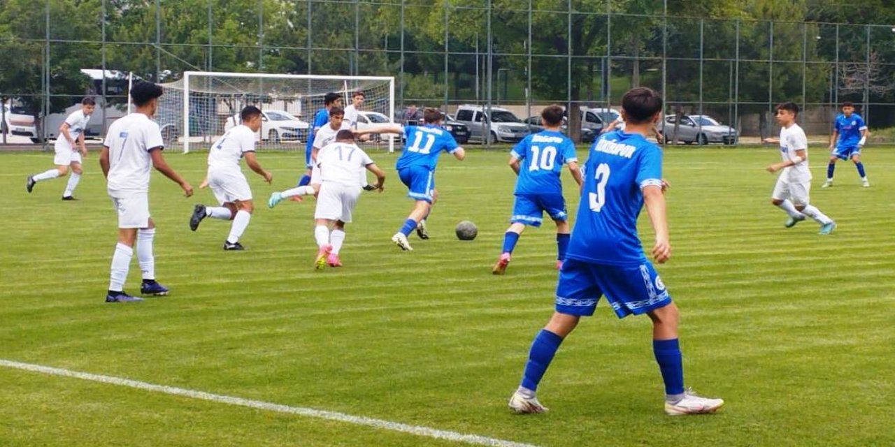 Konya’daki U15 Türkiye Şampiyonası’nda ilk finalist belli oldu