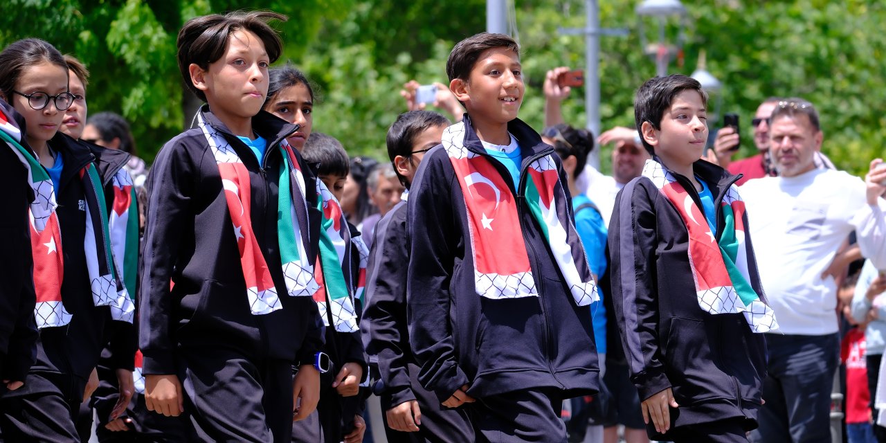 Konya’da öğrencilerin Dapke Dansı gündem oldu