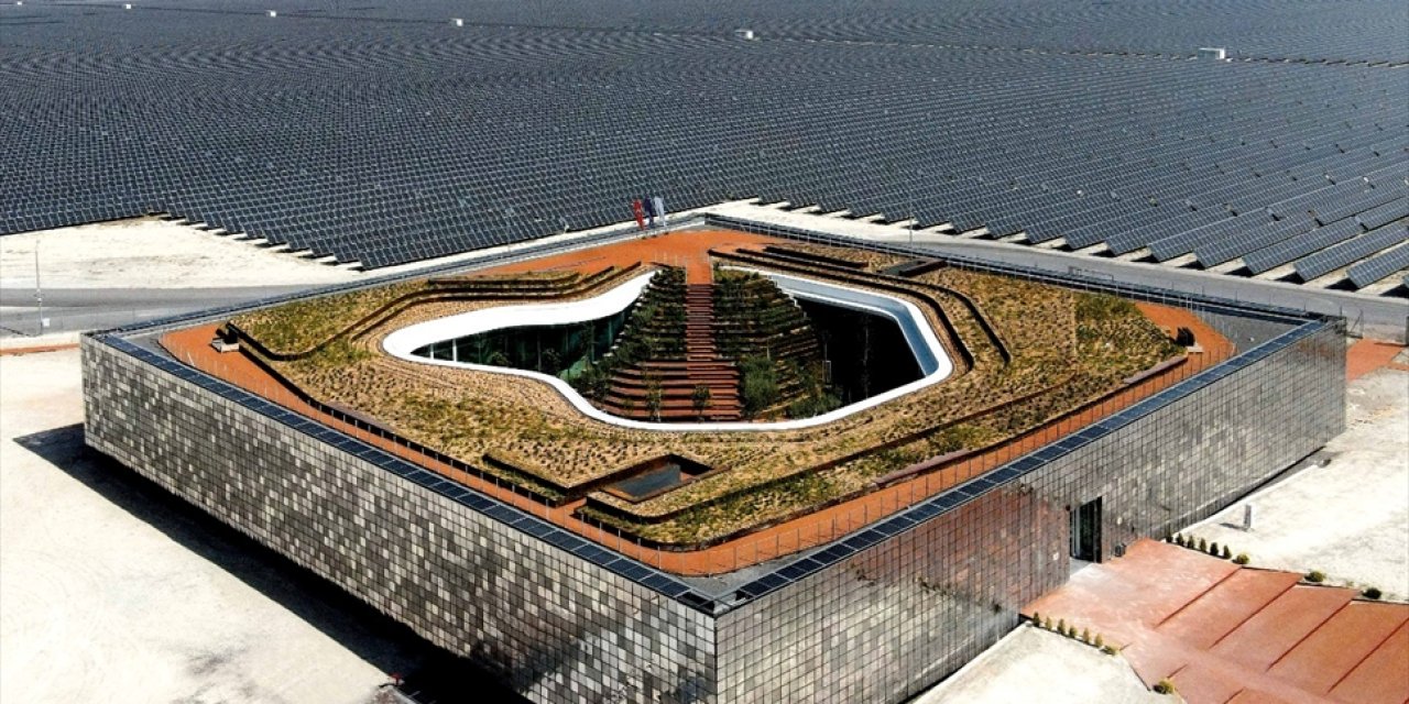 Güneşten elektrik üretiminde yılın rekoru kırıldı