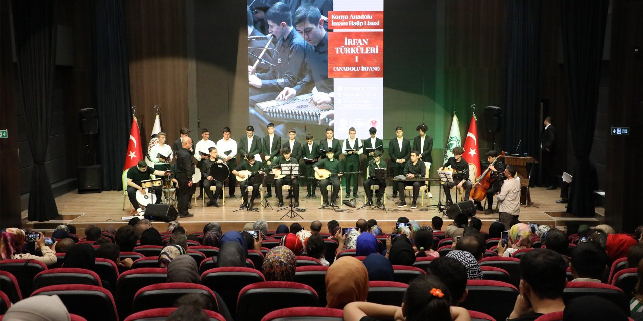 Konya’da imam hatipli gençlerden İrfan Türküleri konseri