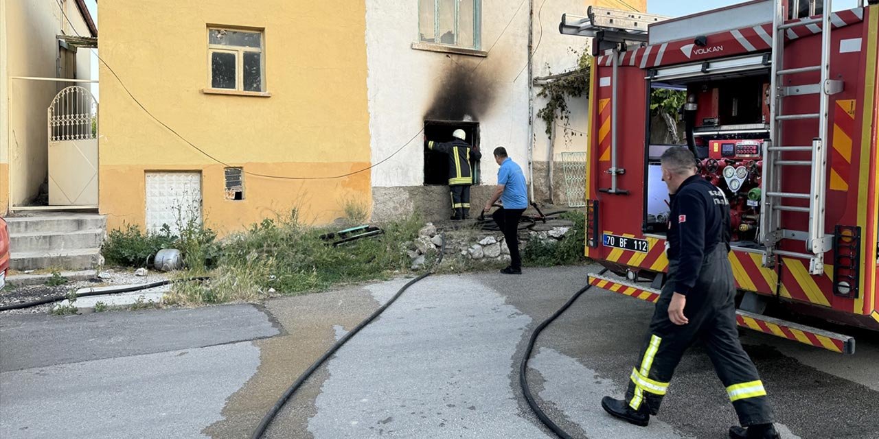 Öfkeli kiracı evi ateşe verdi