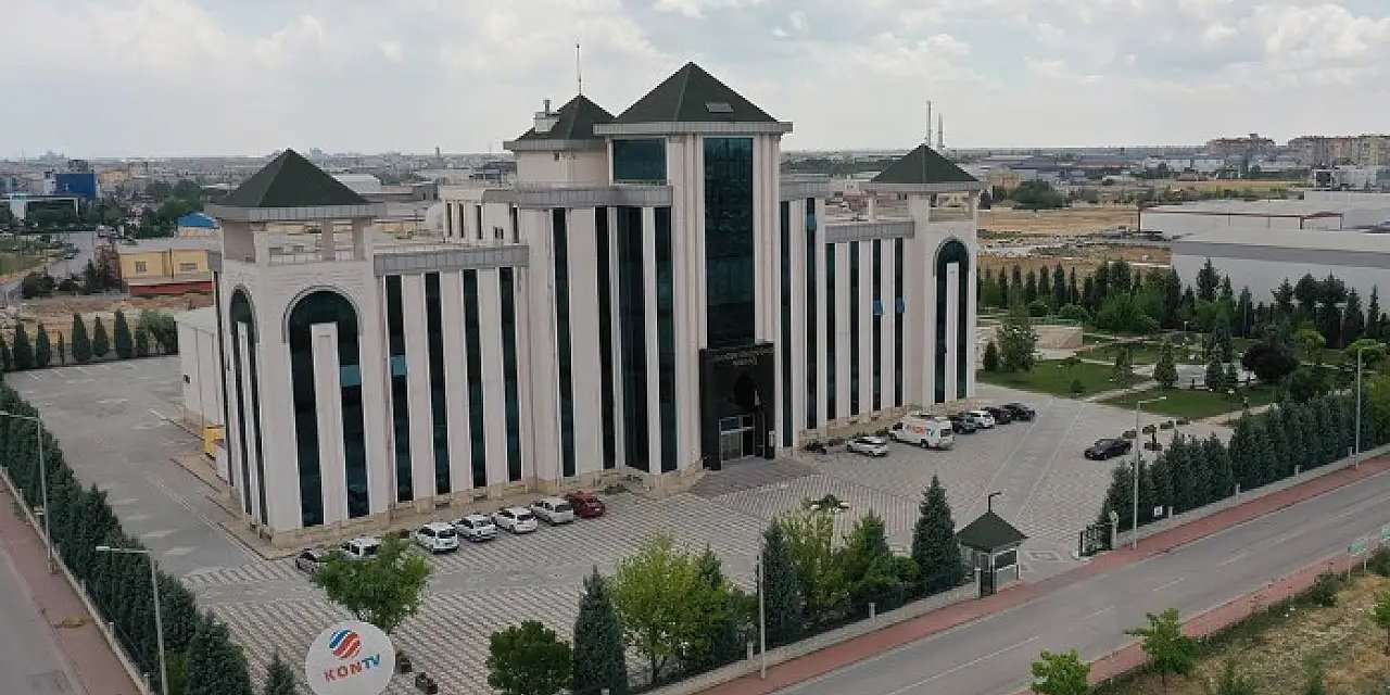 Kontv 32 yaşında
