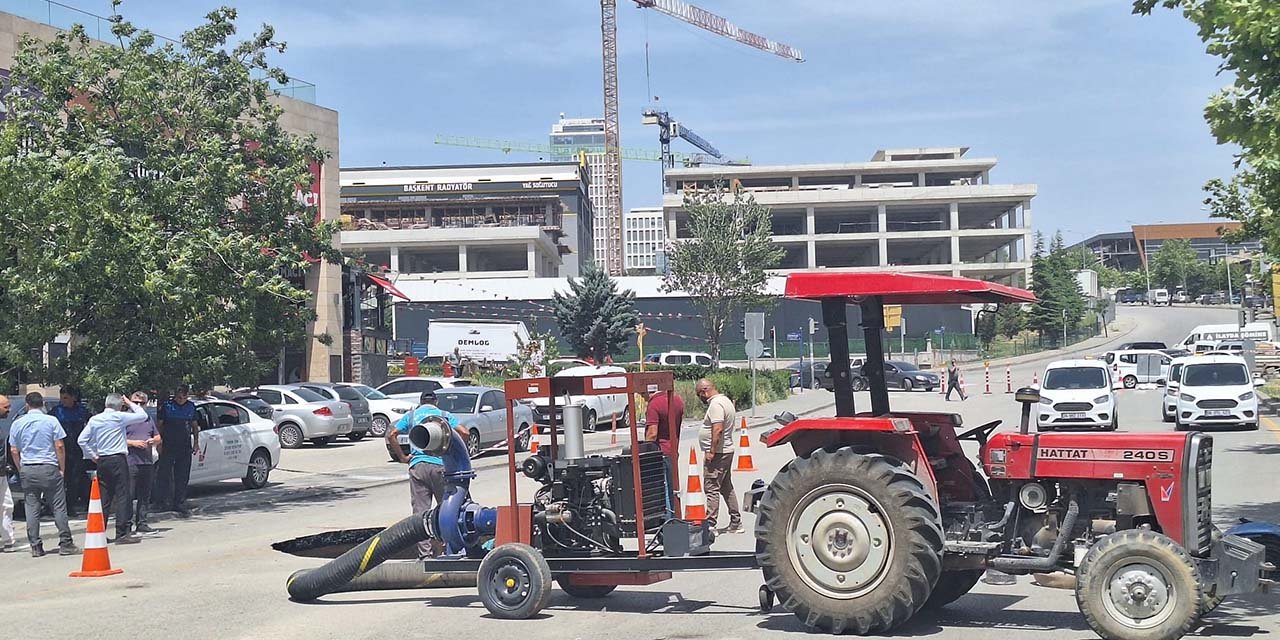 Dere yatağı üzerine yapılan yol çöktü