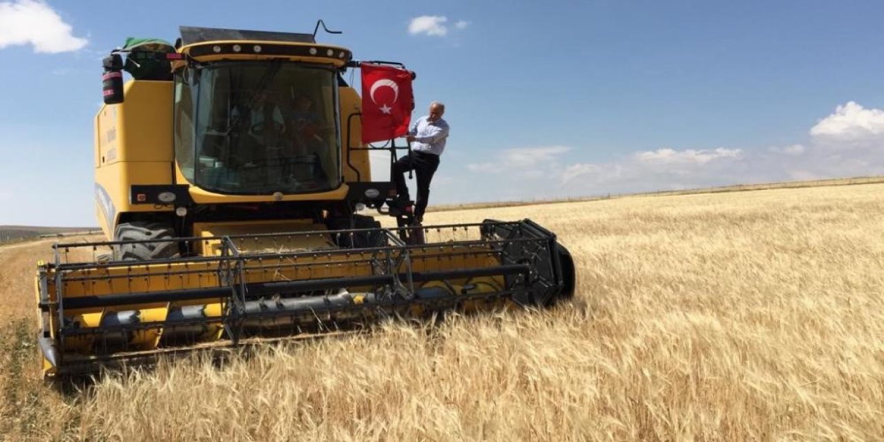 Konya’nın bir ilçesinde daha biçerdöverler tarlaya indi