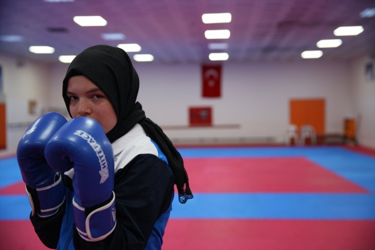 Konyalı lise öğrencisi şeker hastalığına iyi gelmesi için başladığı sporda Türkiye şampiyonu oldu
