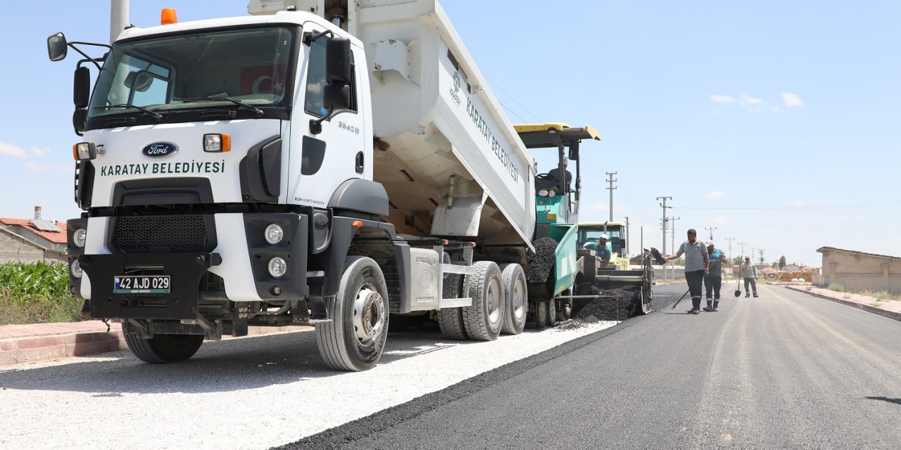 Karatay’da bir mahallede yollar daha konforlu hale getiriliyor