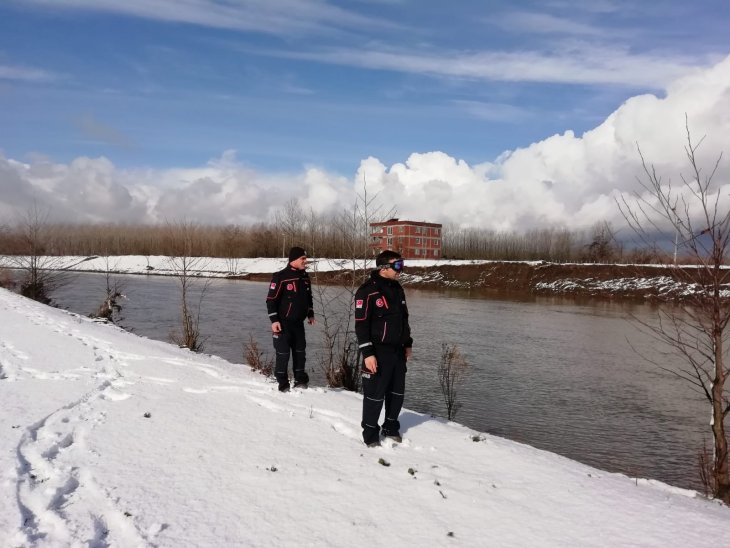 Irmakta kaybolan kişiye ulaşılamadı