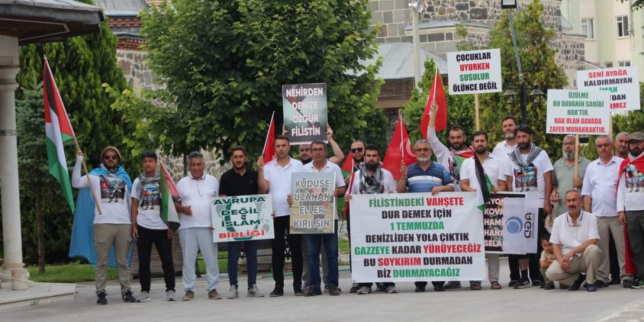 Gazze katliamına dur demek için yola çıkan grup Konya’ya ulaştı