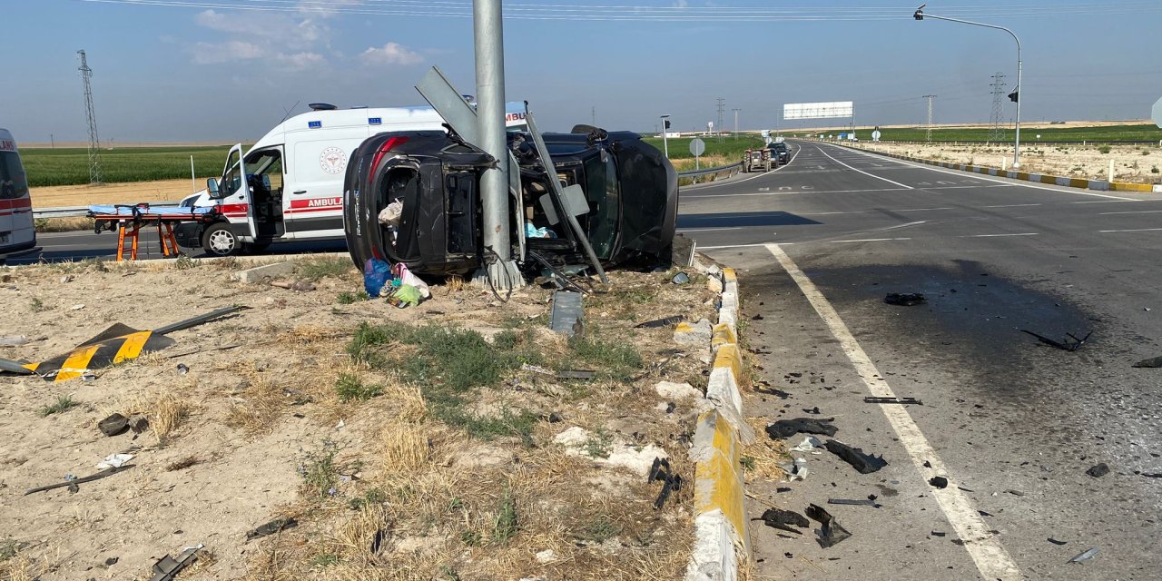 Konya’daki ölüm kavşağında yeni kaza! 1 ölü, 6 yaralı var