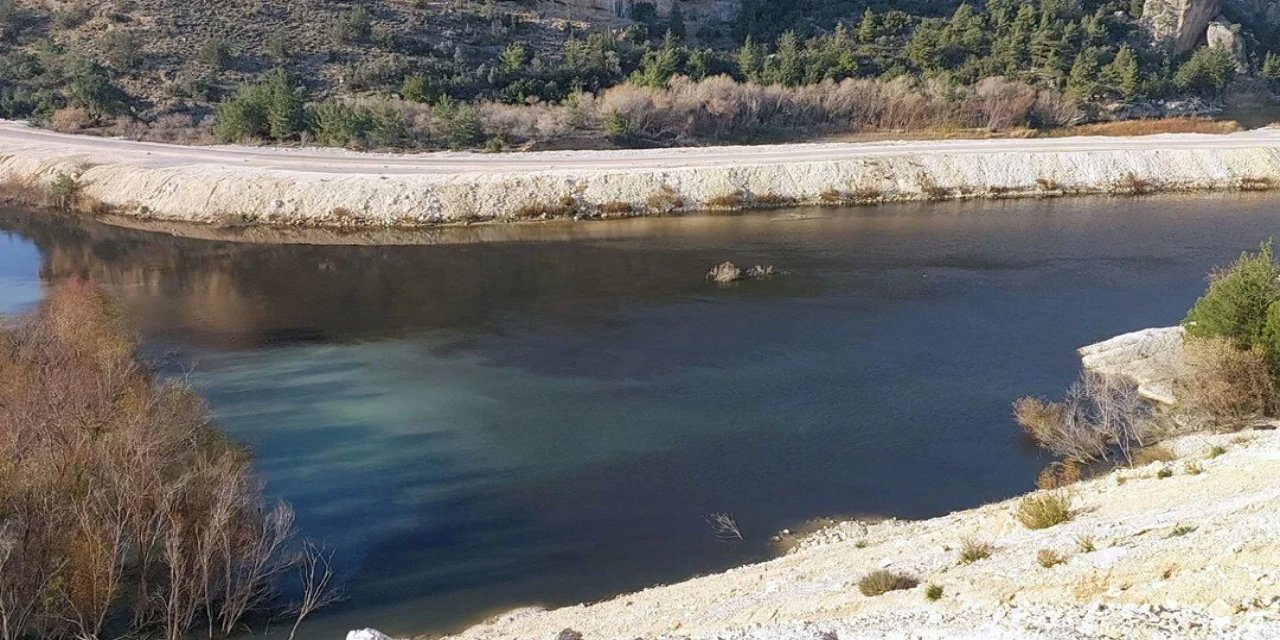 Göksu Irmağı'na giren 11 yaşındaki çocuk boğuldu