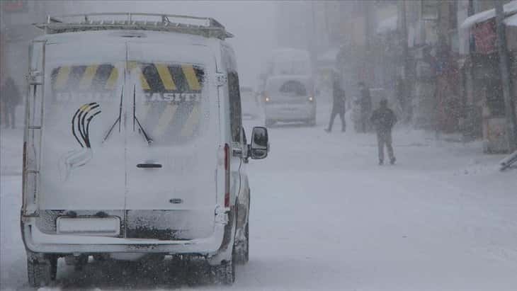 Konya'nın bazı ilçelerinde eğitime kar ve soğuk engeli
