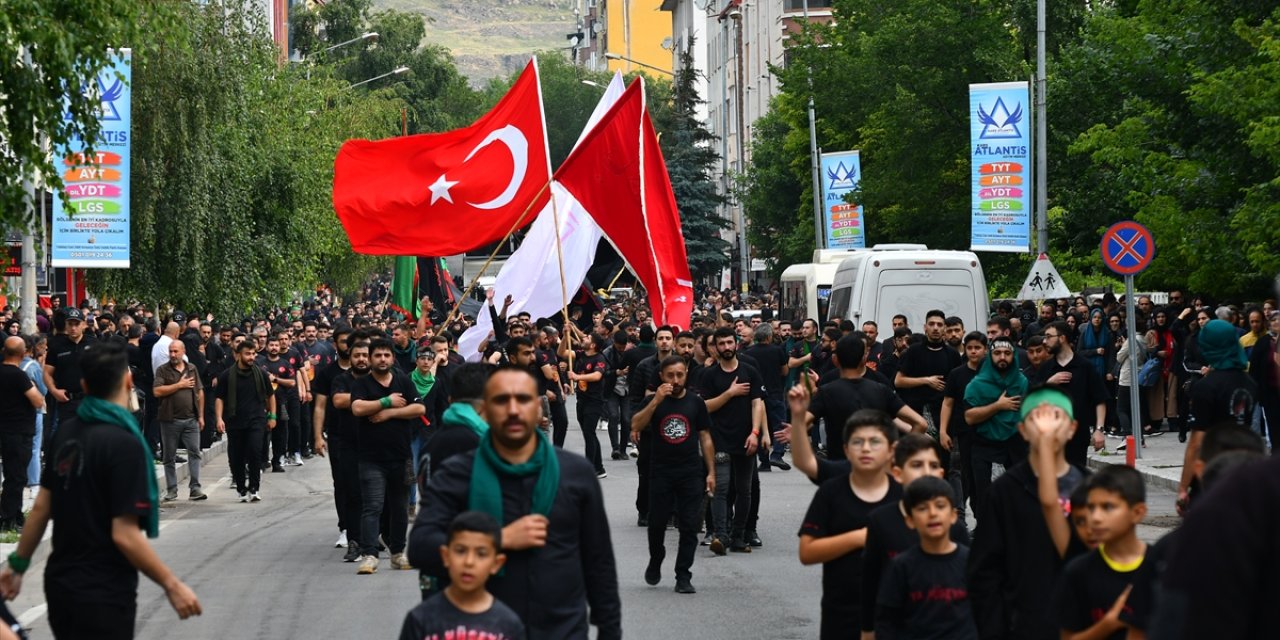 Üç şehirde Kerbela şehitleri anıldı