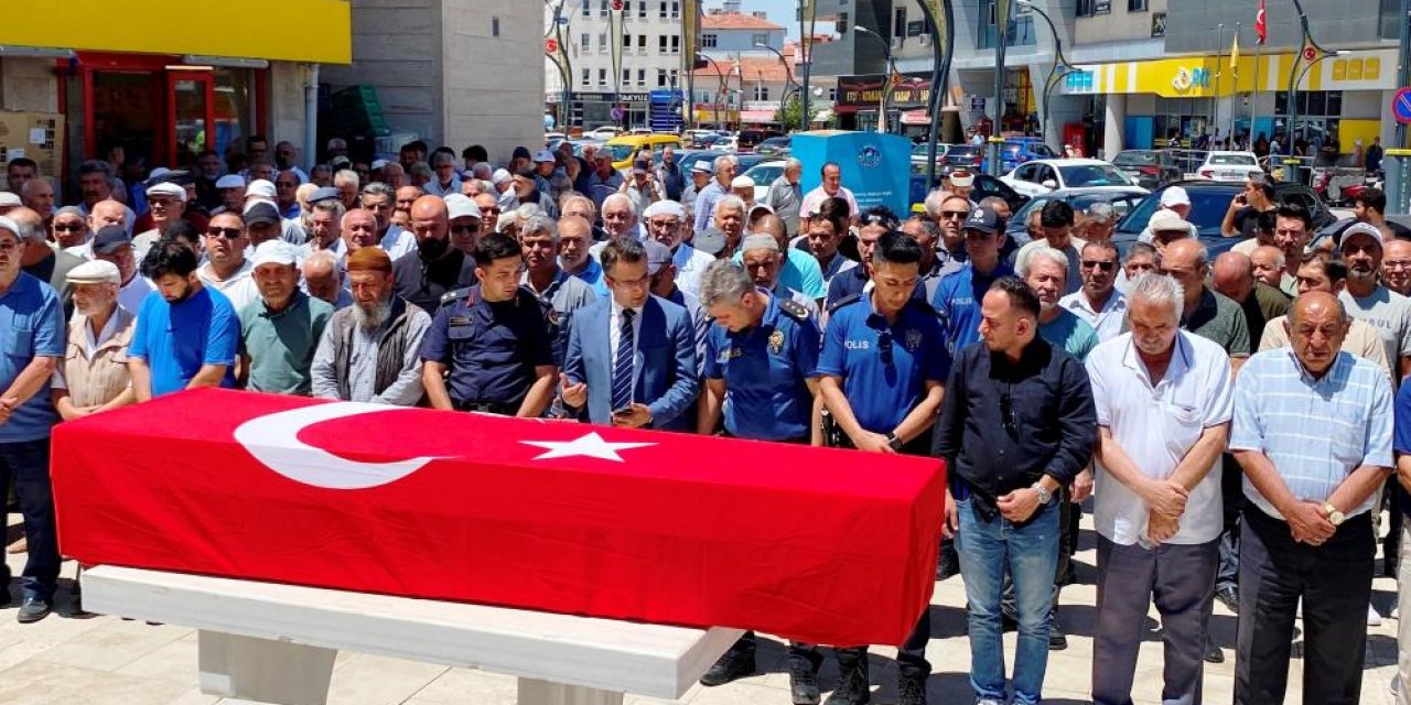 Konya’daki feci kazada hayatını kaybeden emekli polis toprağa verildi