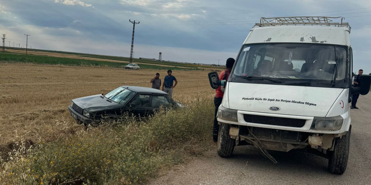 Konya’da mevsimlik işçi taşıyan minibüs kaza yaptı