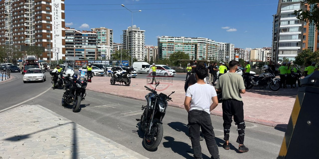 Konya’da polis motosikleti ile motosiklet çarpıştı! Yaralılar var