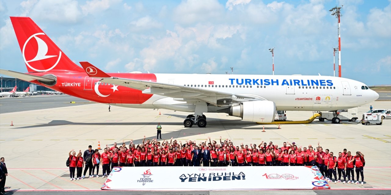 Team Türkiye kafilesini Paris’e Konya uçağı götürdü