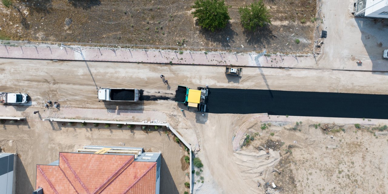 Karatay’da sokaklar daha konforlu hale getiriliyor