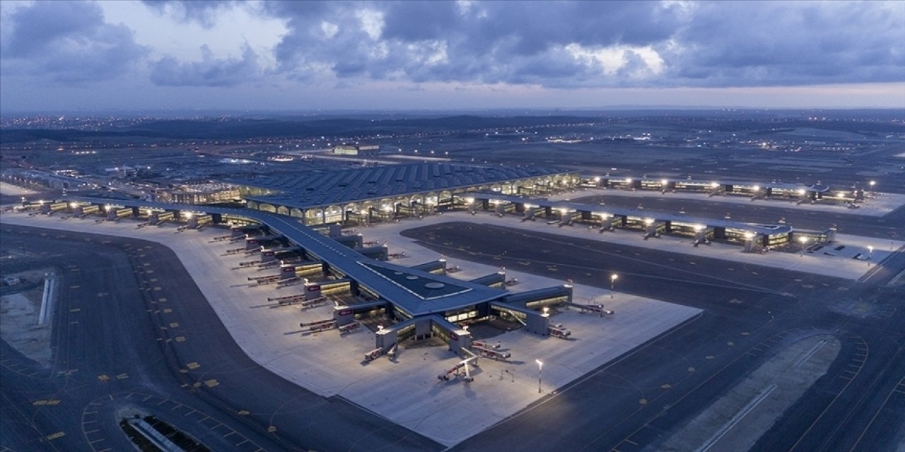 Turizm merkezlerindeki havalimanlarında ilk 6 ayda ağırlanan yolcu sayısı açıklandı