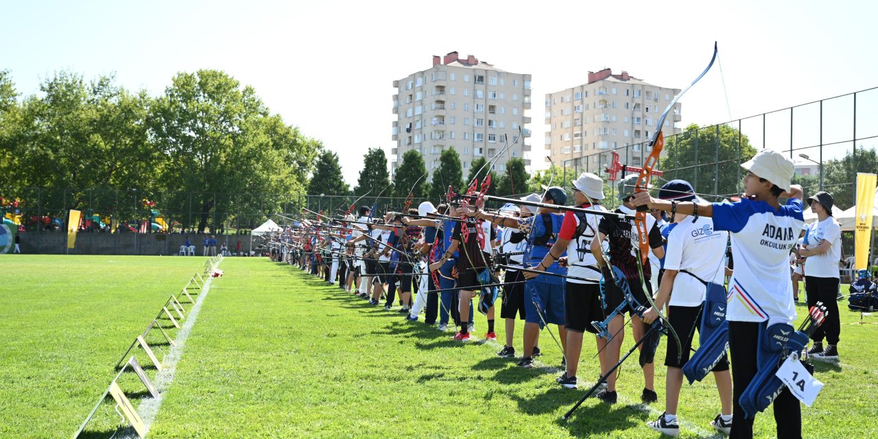 480 sporcu Mete Gazoz ve Elif Berra olma yolunda Konya’da ter döküyor