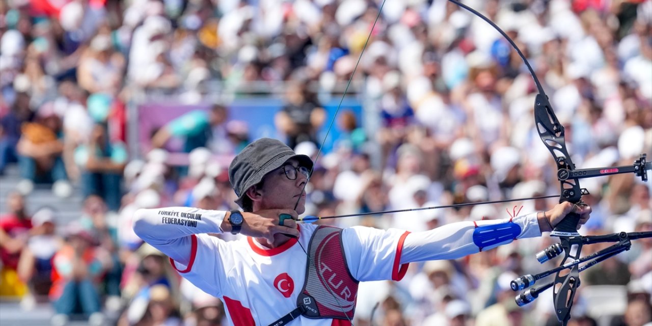 Mete Gazoz çeyrek finalde oyunlara veda etti