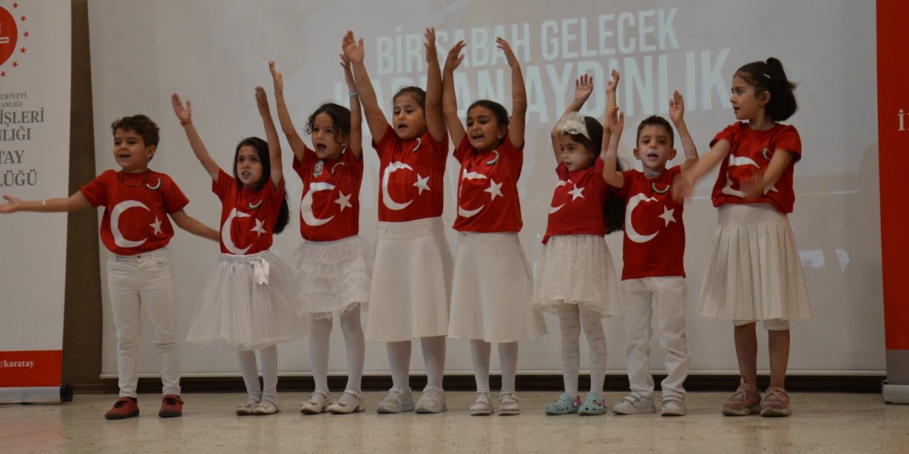 Konya’da miniklerden Kudüs ve Filistin programı