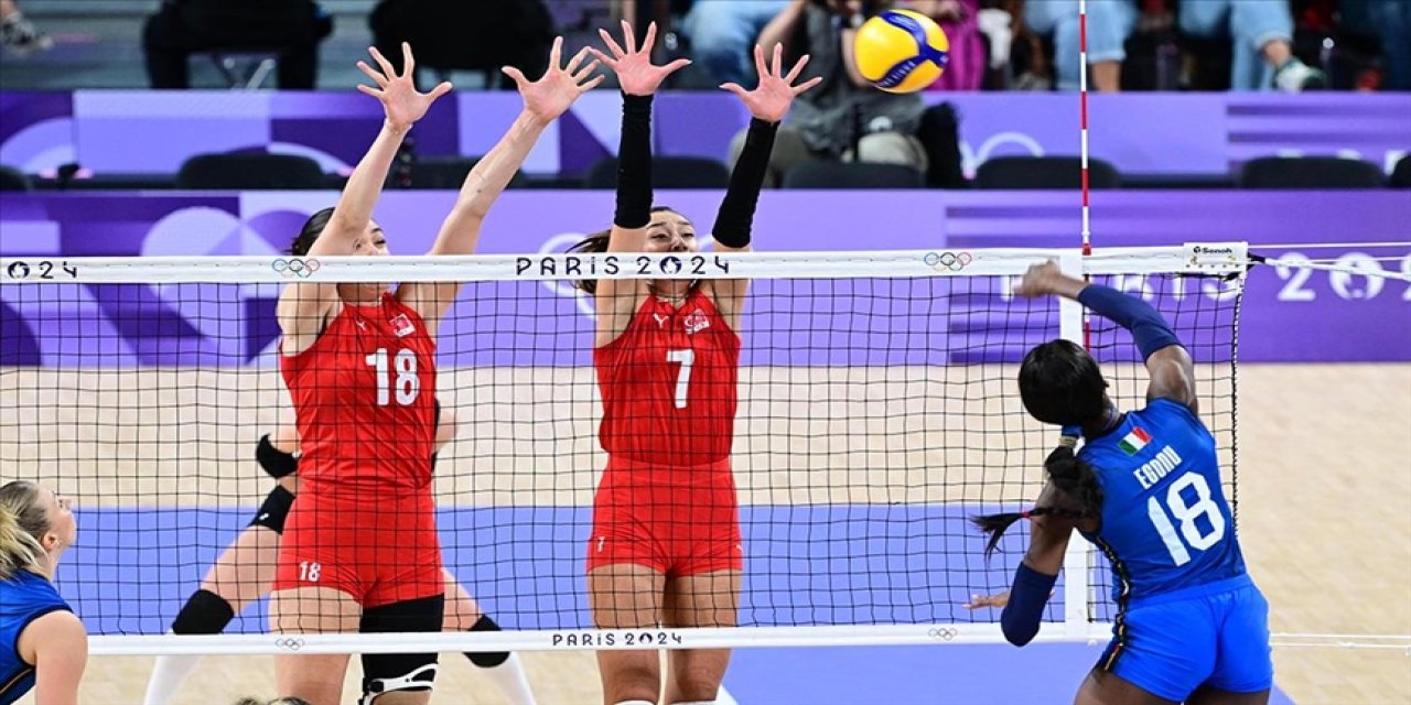 A Milli Kadın Voleybol Takımı, Olimpiyat Oyunları yarı finalinde İtalya'ya yenildi