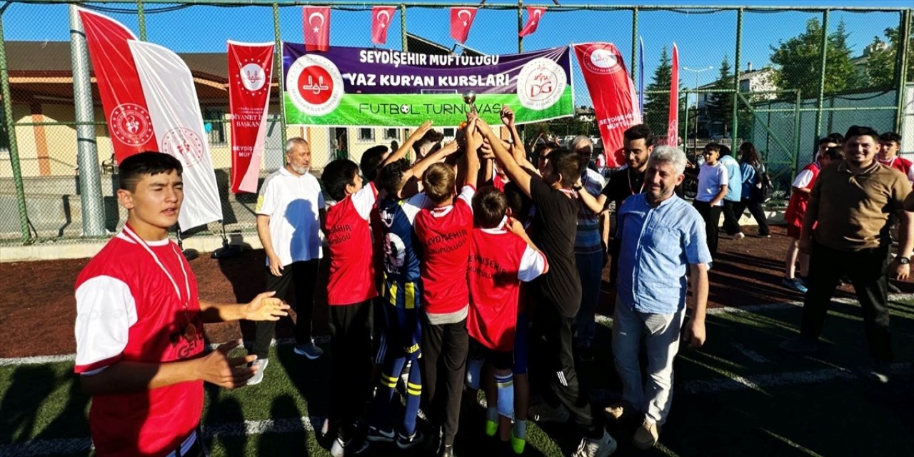 Konya'da Yaz Kur'an Kursları Futbol Turnuvaları sona erdi