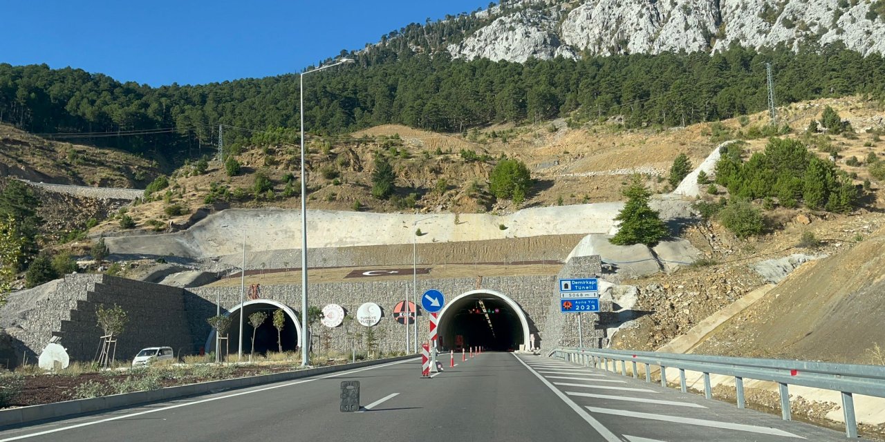 Sürücüler dikkat! Konya’nın 4 dakikada iklim değiştiren tünelinde çalışma var