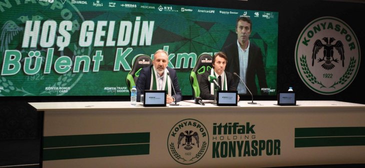 Bülent Korkmaz Konyaspor’a imzayı attı
