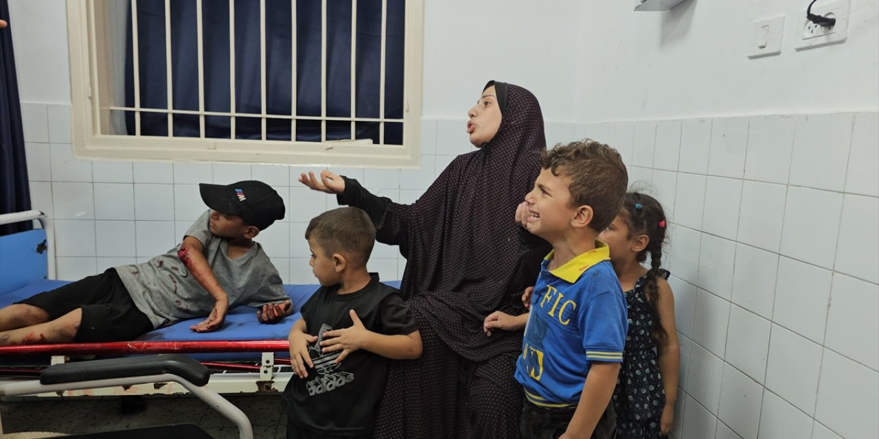 Katil İsrail ordusu gece boyu Gazze’yi bombaladı