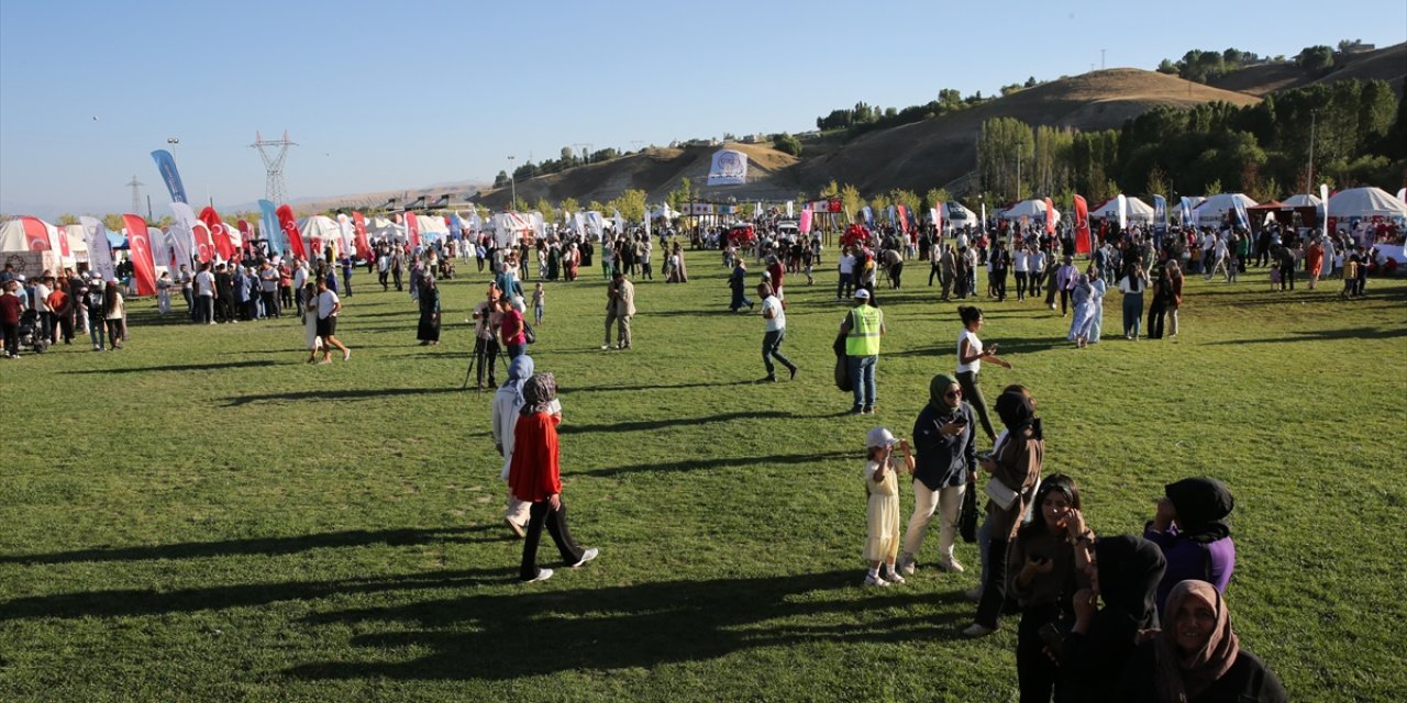 Malazgirt Zaferi'nin 953'üncü yıl dönümü! Konya ekibinin konseriyle başladı