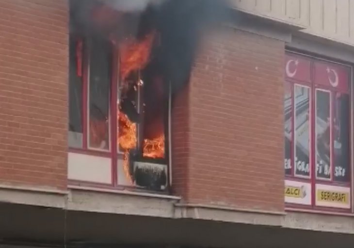 Konya’da ayakkabı imalathanesinde korkutan yangın