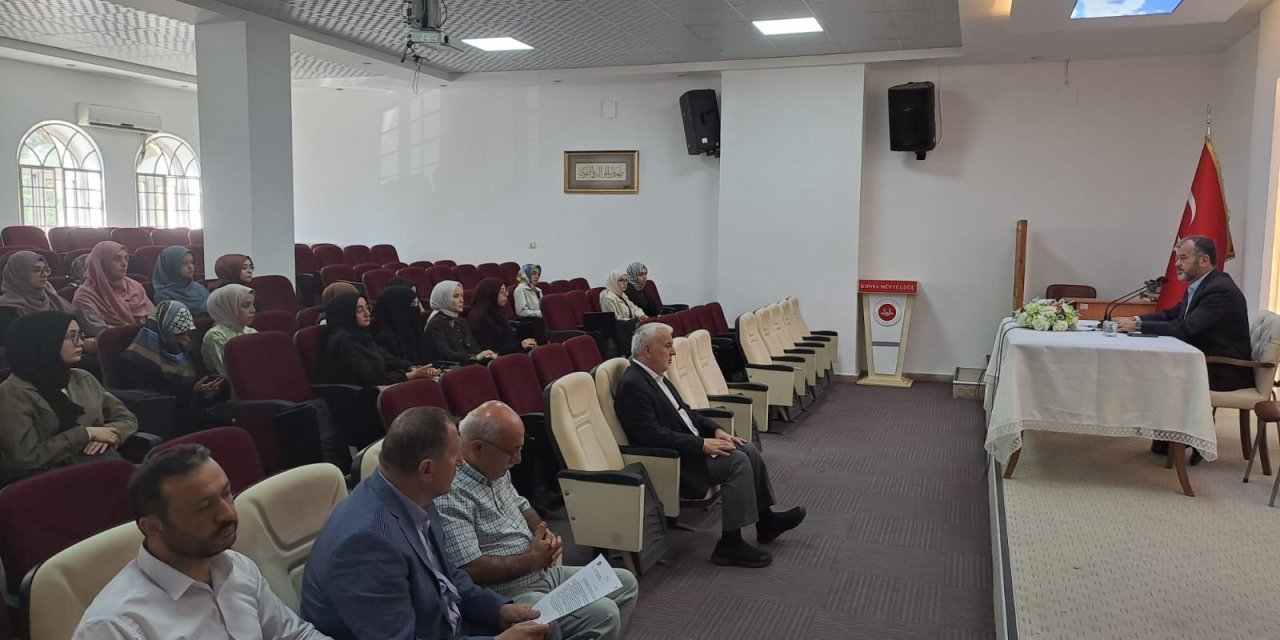 Konya'da ilahiyatçılara özel iş gölgeleme programı