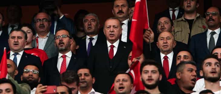 Cumhurbaşkanı Erdoğan, Milli Takımı yalnız bırakmadı