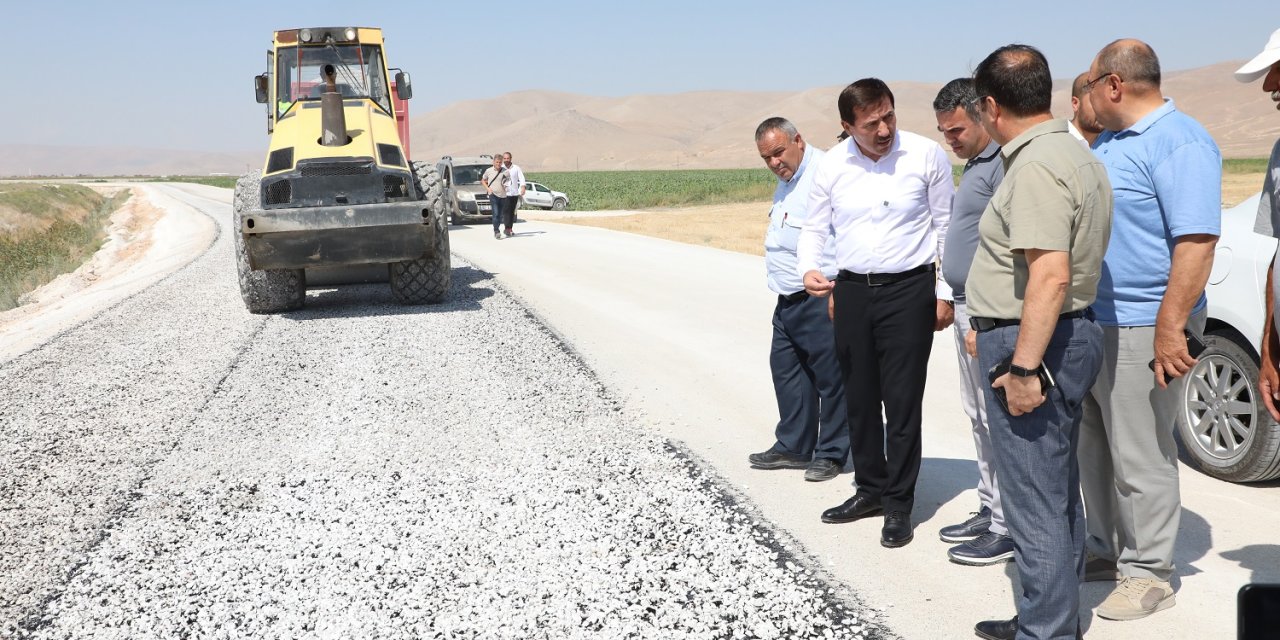 Konya’da merkez uzak 2 mahallenin bağlantı yolu konforlu hale geldi