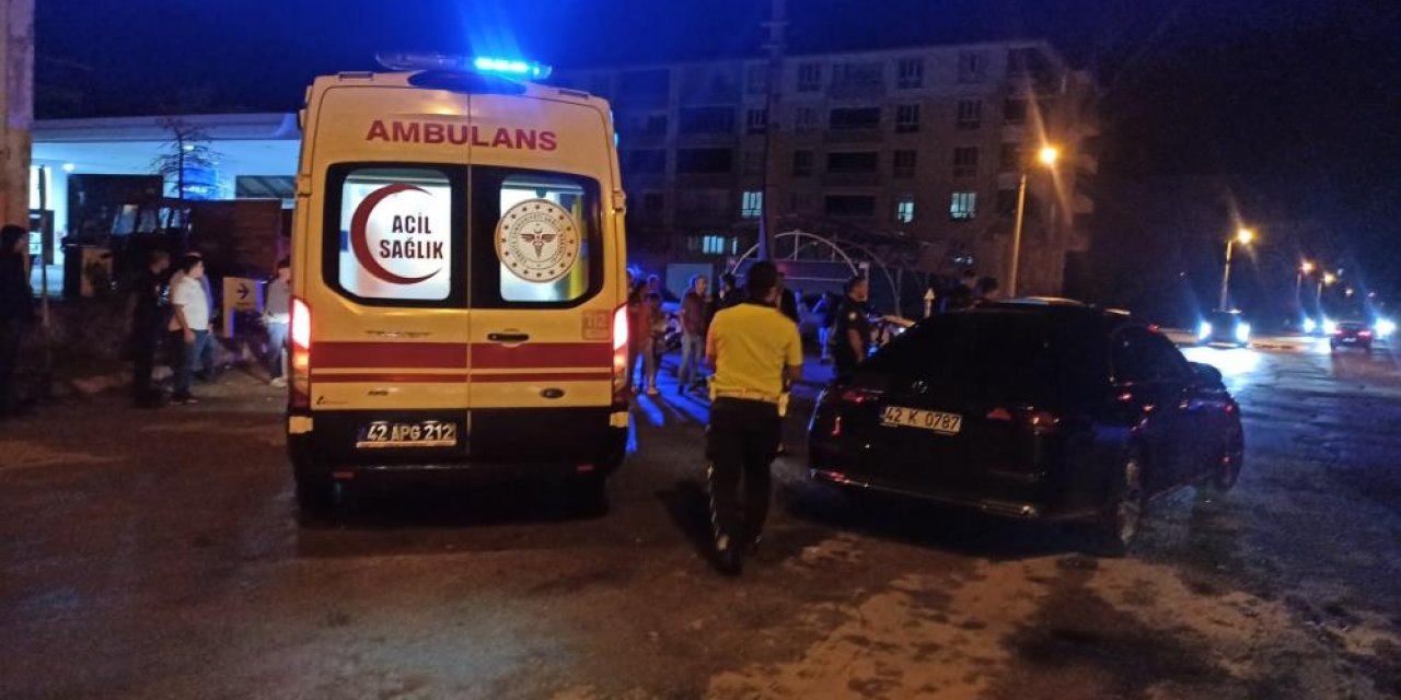 Konya'da motosikletliye çarpan otomobilin sürücüsü kaçtı