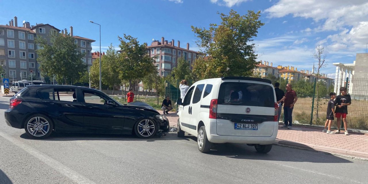 Konya’da iki aracın çarpıştığı kazada 1 kişi yaralandı