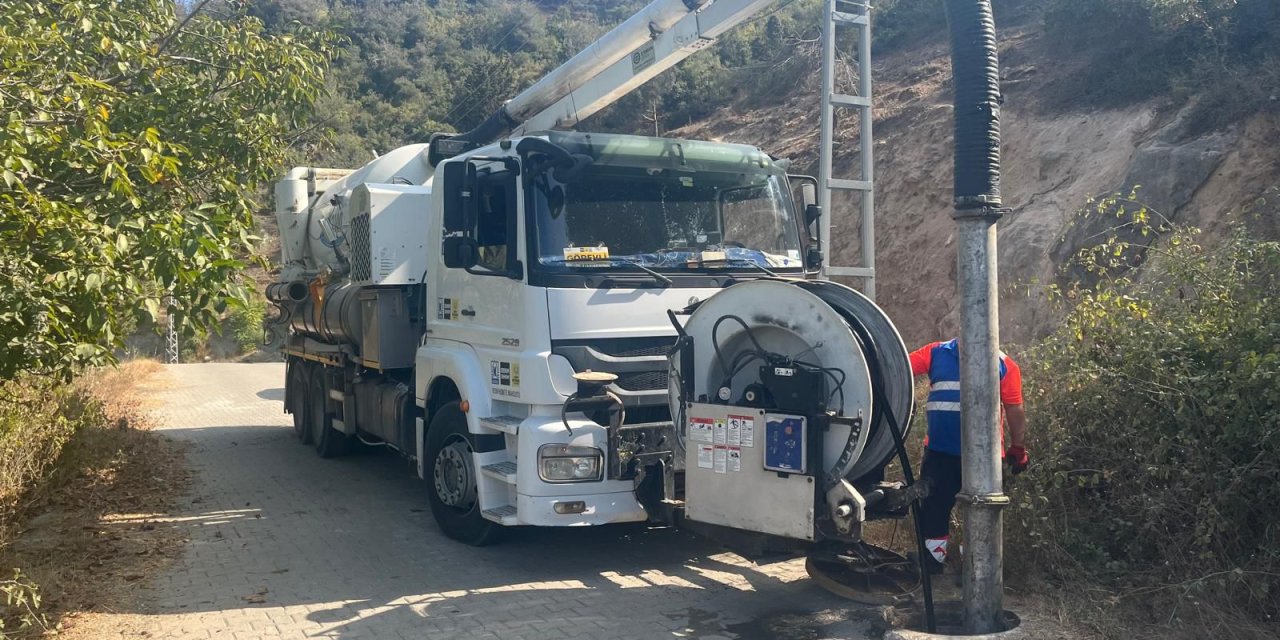 Konya, asrın felaketinin vurduğu kentte altyapı hasarlarını onarıyor