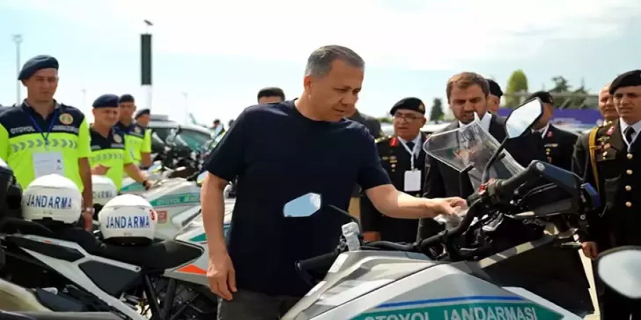 Bakan Yerlikaya yeni polis motosikletlerini test etti