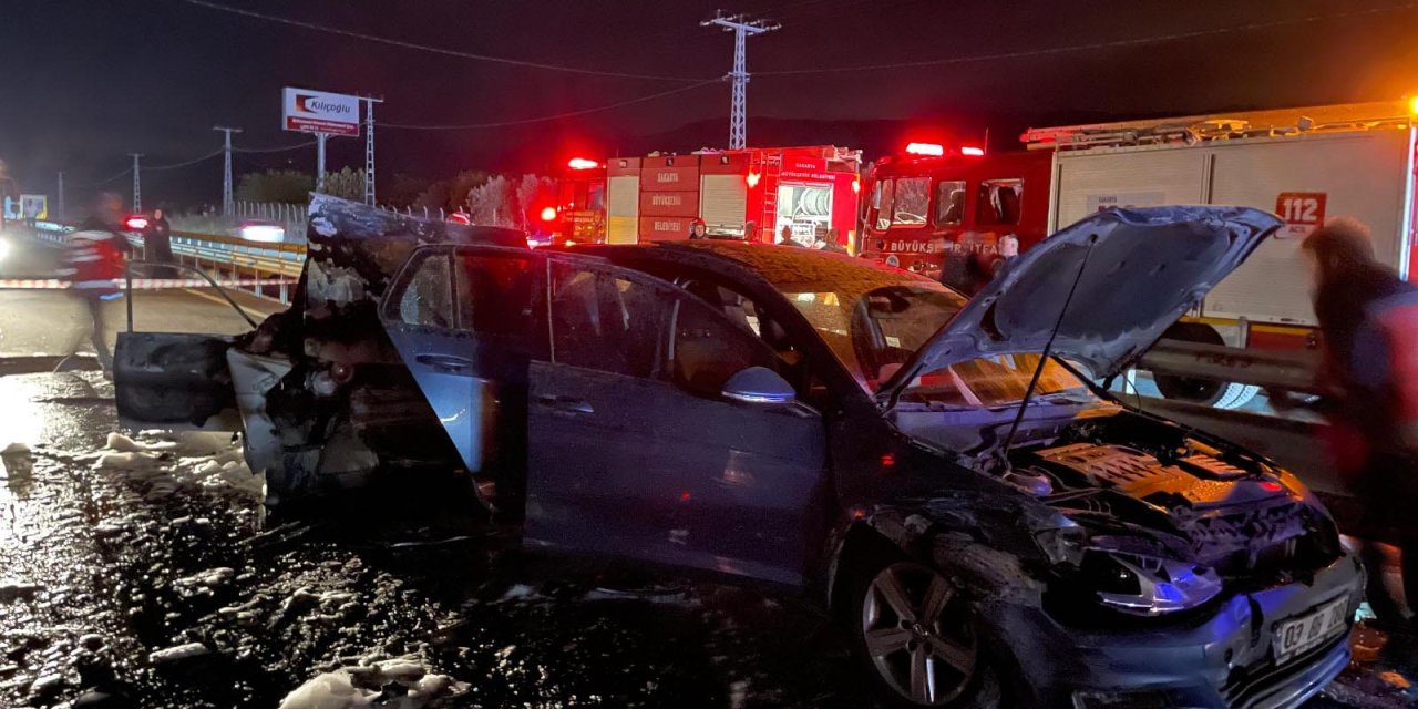 Korkunç kaza! Yanan otomobil yaşlı çifte mezar oldu