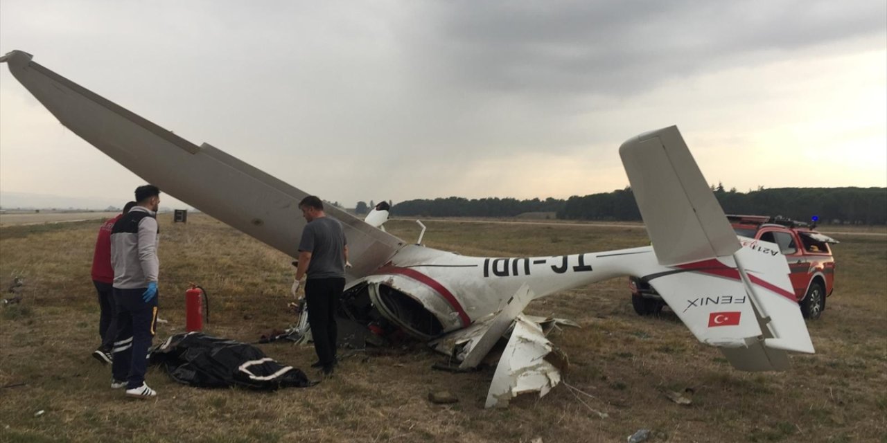 Bursa'da eğitim uçağı düştü! 2 pilot hayatını kaybetti