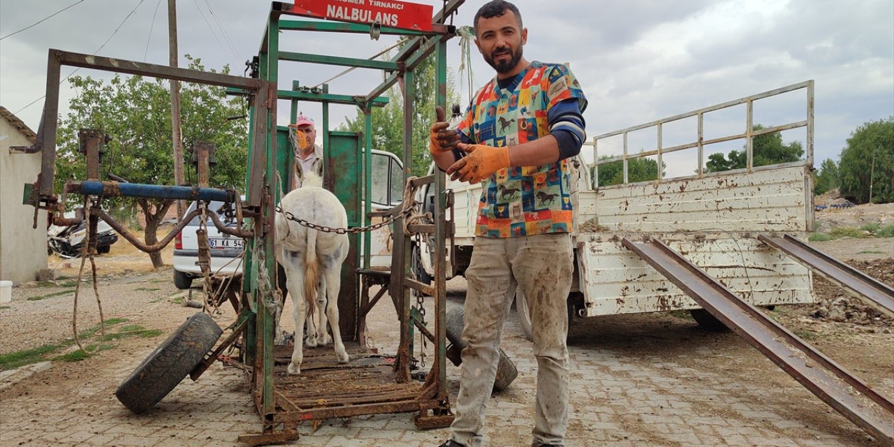 Kendi tasarladı, Nalbulans adını verdi