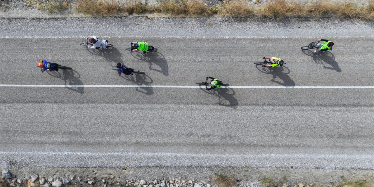 Konya’da pedallar tarihi ve doğal güzellikler için çevrildi