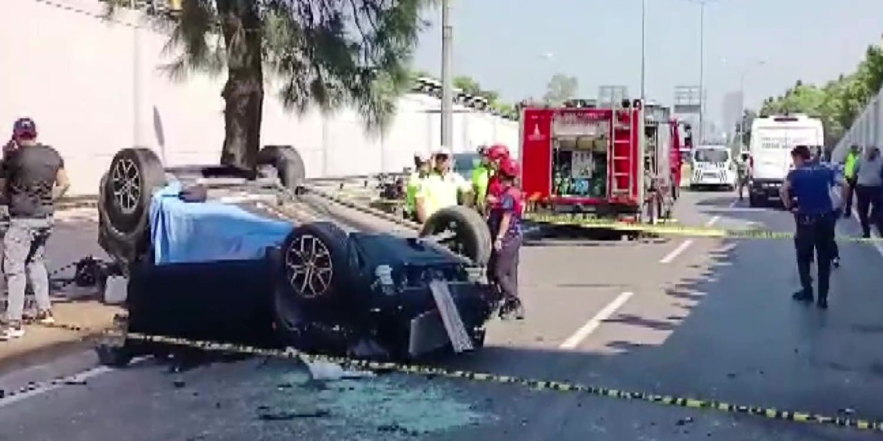 Hastane yolunda feci kaza! Otomobil alt geçide düştü: 3 ölü