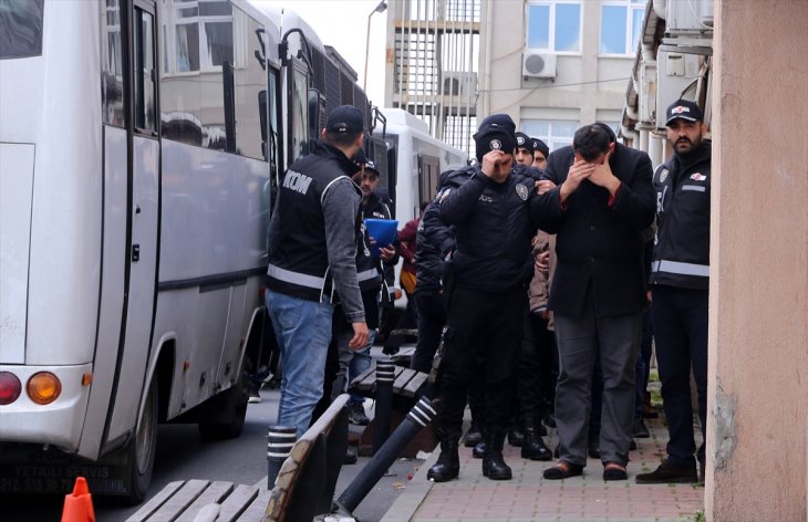 Rize Emniyet Müdürü Altuğ Verdi'nin şehit edilmesiyle ilgili gözaltına alınan 20 şüpheli, sağlık kontrolünden geçirildi